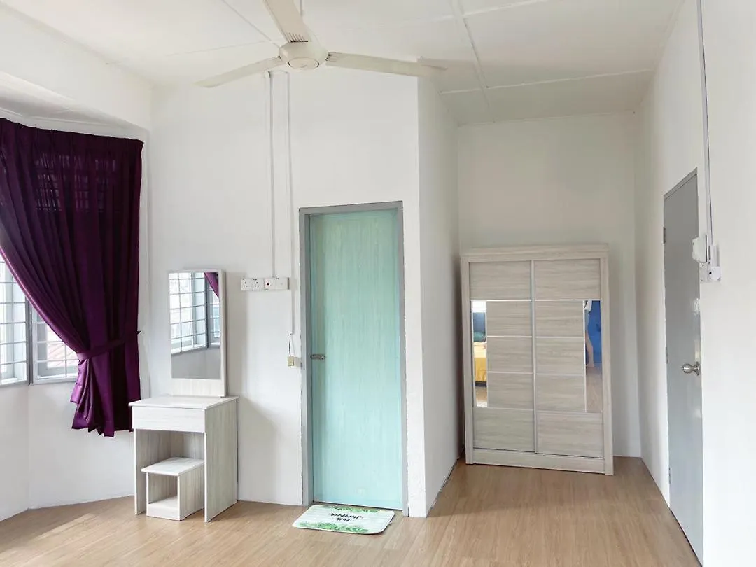 Holiday home Entire Residential House Alma Bukit Mertajam Spacious 4 Bedroom